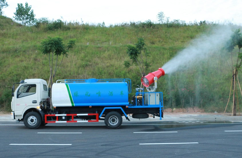 21方東風(fēng)后雙橋D3L綠化噴灑車高炮功能演示